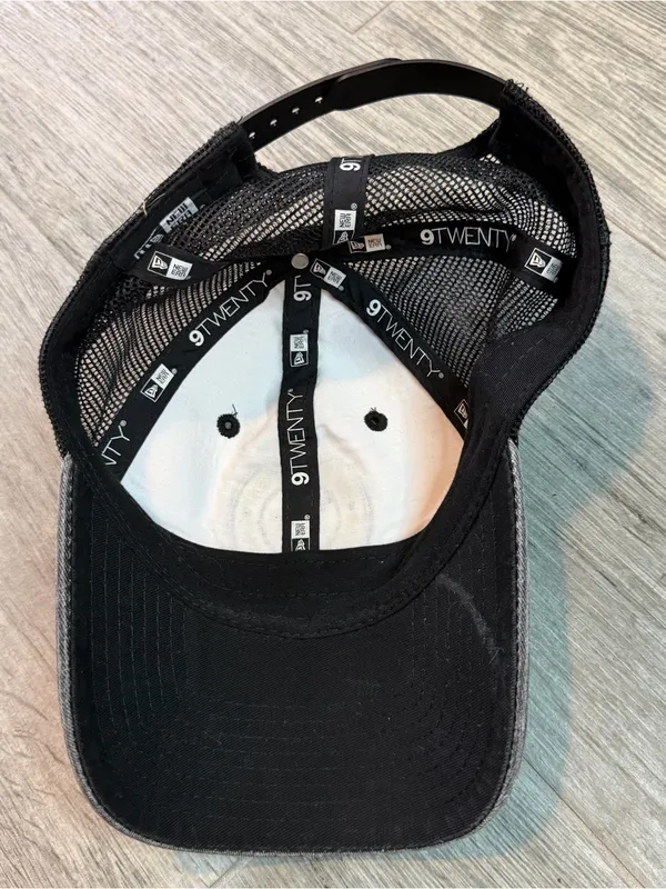 New Era 49forty Adjustable Black Wake Forest University Hat Woman's OS - Image 4