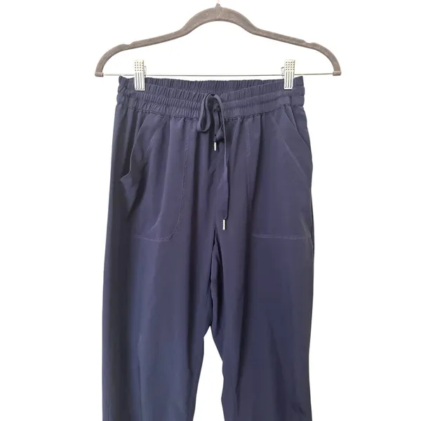 ARITZIA TNAMove Speed Jogger‎ Navy Blue Small - Image 4