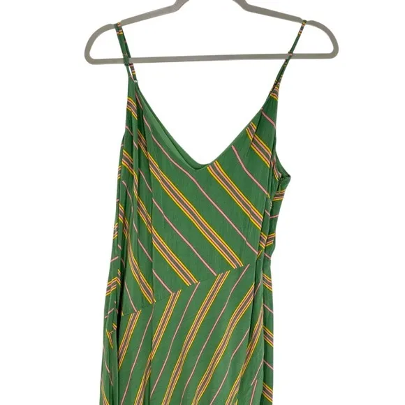 ASTR the Label Size Small Maxi Dress Olive Green Stripe V Neck Flowy Vacation - Image 5