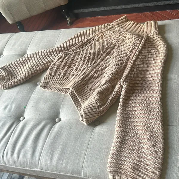 Free People Chunky Knit Turtle‎ Neck Cropped Sweater Size Small - Image 3