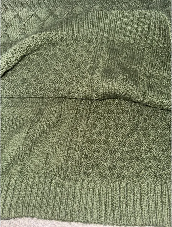 Green Sweater - Image 4