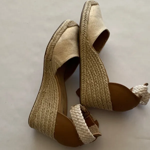 Sperry Women's Tan and Cream Espadrille Wedges - Image 10