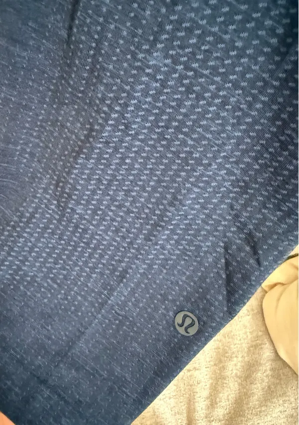 Lululemon men’s shirt  - Image 3