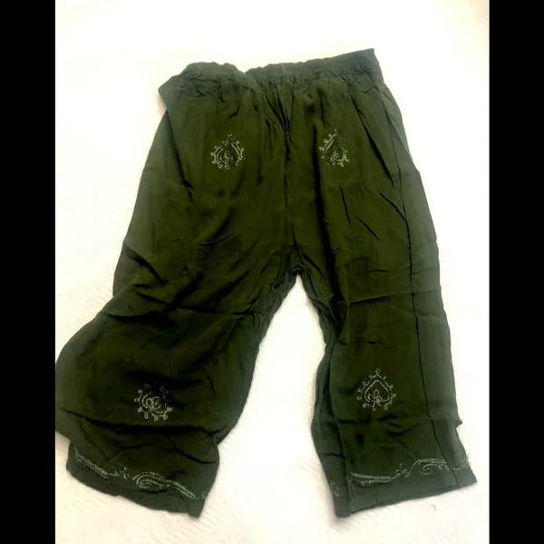 INDO cropped pants, ever green super soft Size XL - Image 2