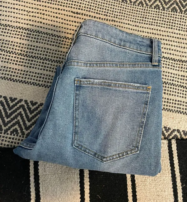 No Boundaries Mom Jeans - Image 3