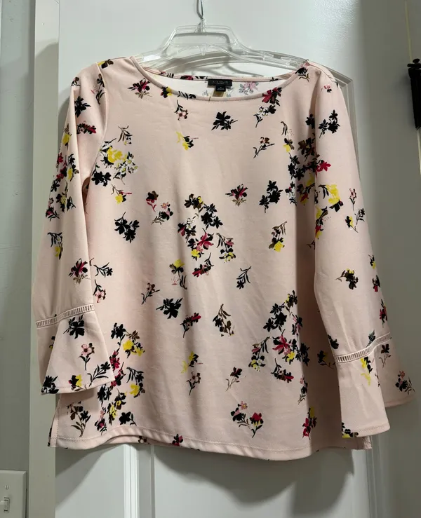 Ann Taylor Blouse - Image 3