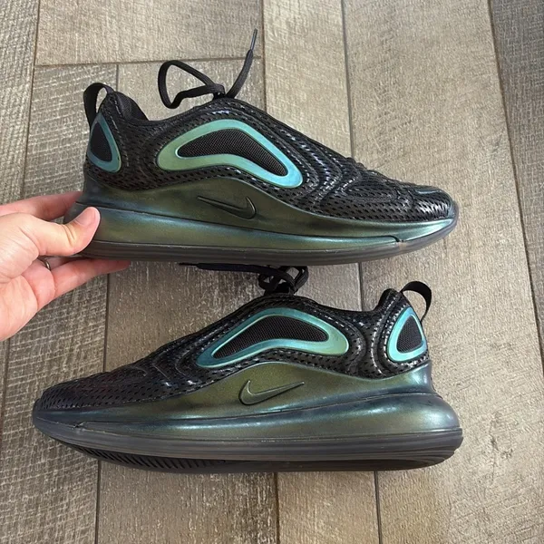 Nike Air Max 720 Size 7 Throwback Future Iridescent Green and Black Shoes - Image 12