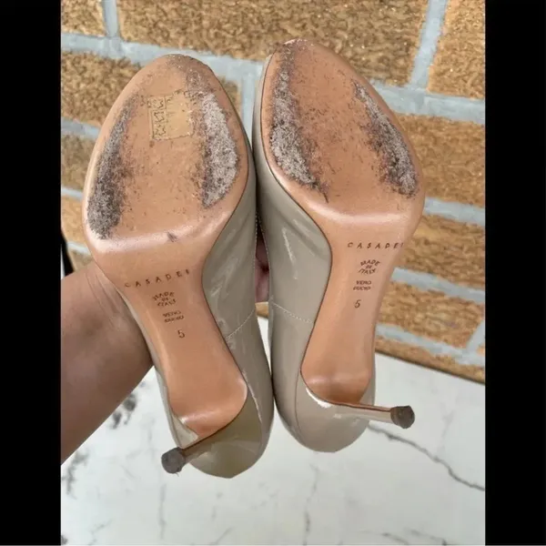 Casadei nude patent leather heels size 5 - Image 10