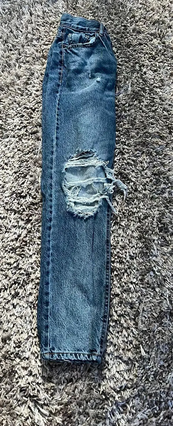 PacSun Ripped Jeans - Image 3