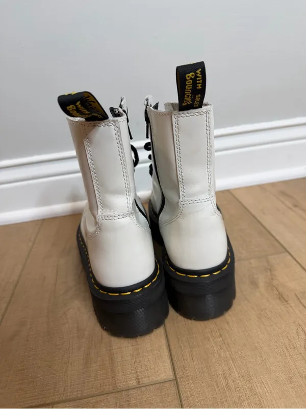 Dr. Martens Jadon White Smooth Leather Platform Boots Women’s 7 UK 5 EU 38 - Image 4
