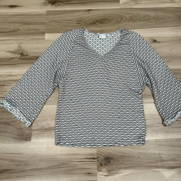 Anthropologie Postmark Avana Top Textured Women’s Medium - Image 2