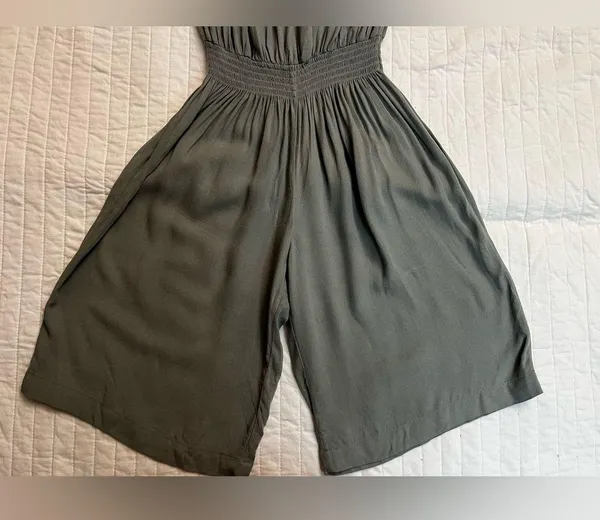 YFB Young Fabulous and Broke sage green strapless romper nwt - Image 3