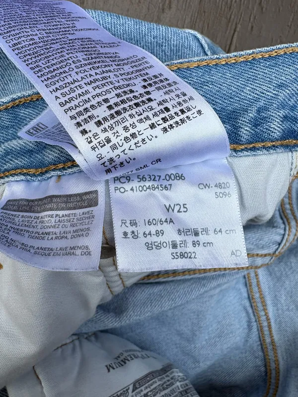 Levi’s 501 Shorts - Image 4