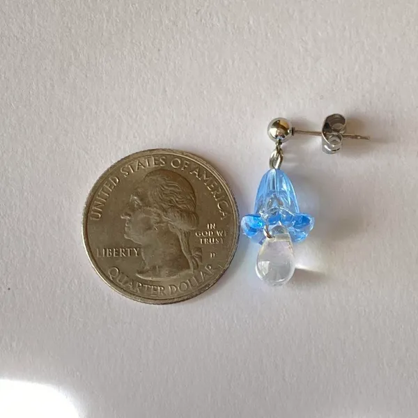 quality Czech glass beads & German acrylic flower beads cute fairy cottage style dangle earrings💐🩵 - Image 8