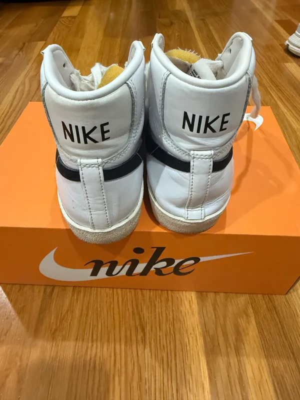 Nike Blazer Mid 77 Women’s - Image 4