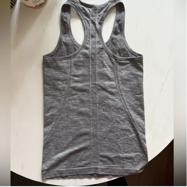 Swiftly Tech Lululemon Racerback Top - Image 2