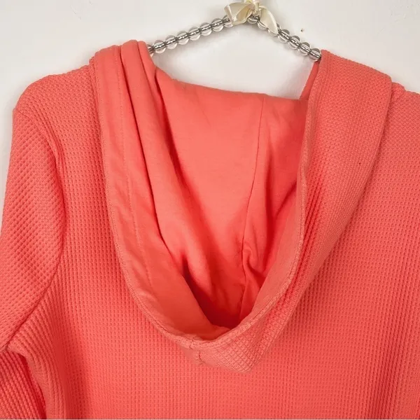 n:philanthropy Juliette Waffle Hooded Casual Summer Romper in Coral Loungewear - Image 4