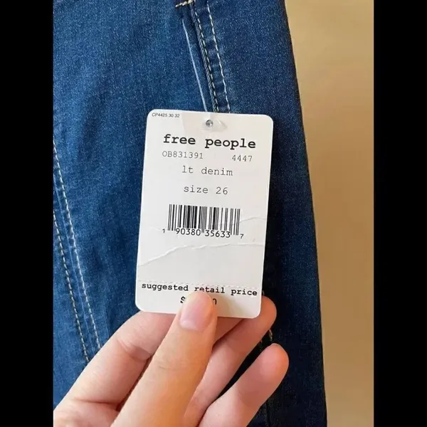 Free People Light Denim Jegging Size 26 NWT - Image 2