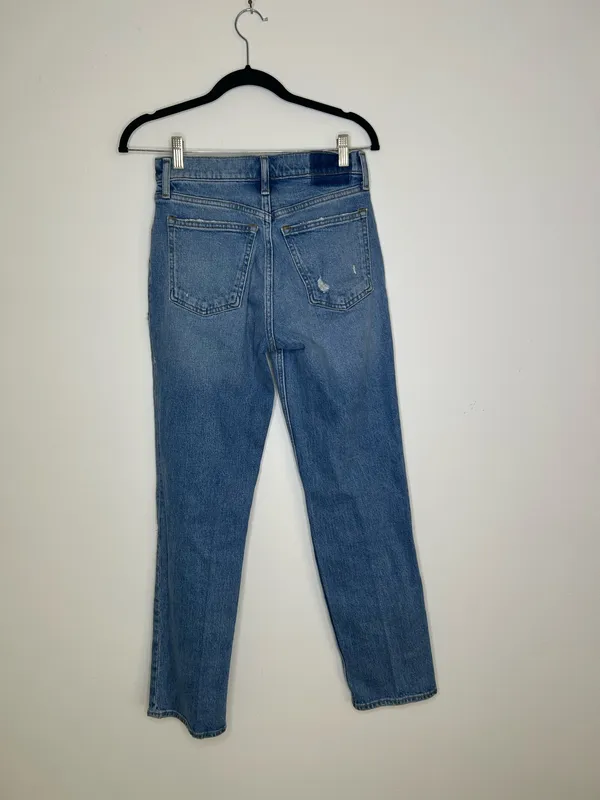 Abercrombie & Fitch Low Rise 90s Straight Jeans - Image 7
