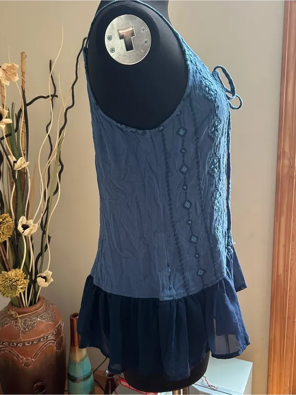 Blue society girls Embroidered Spaghetti Strap Tank Top - Image 2