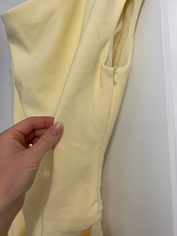 New Showpo Goldie Mini Dress Off Shoulder Ruched Fitted Dress Size 10 MSRP $109 - Image 11