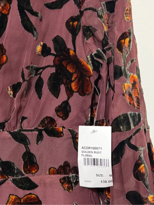 NWT ASTR The Label Vivian Burnout Floral Velvet Mini Dress Size Medium NEW - Image 4