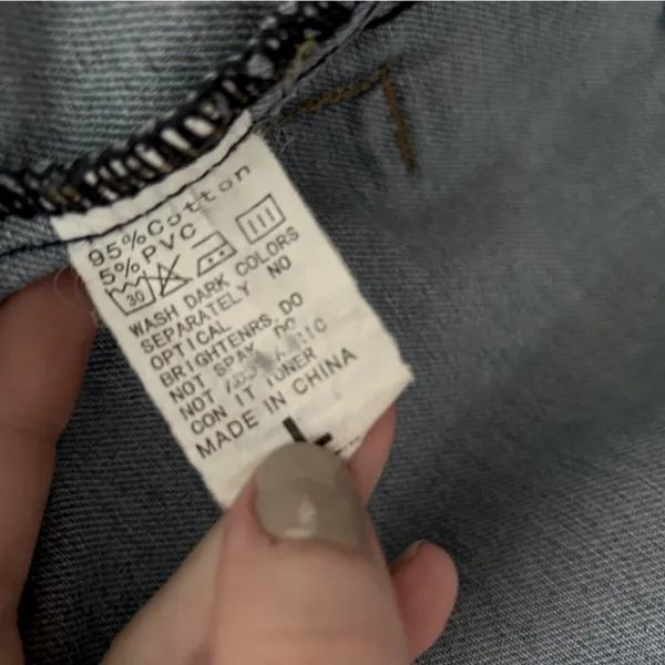 Distressed jean jacket large - Image 4