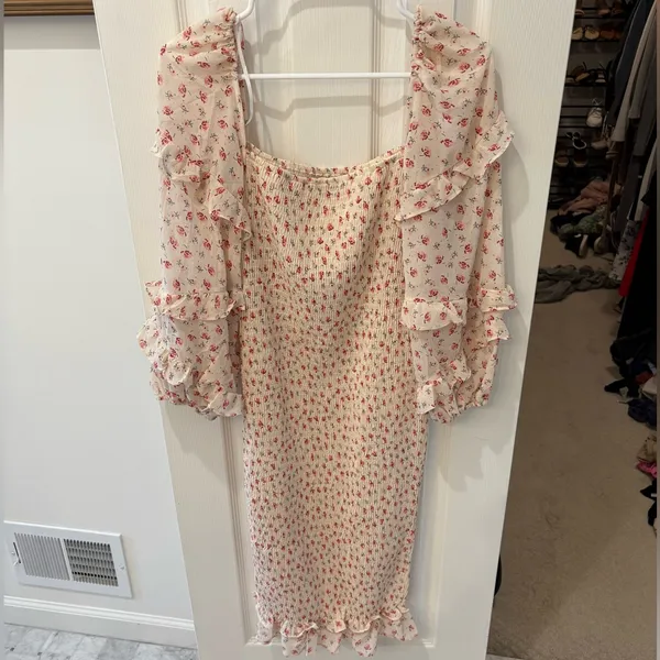 NWOT Petal & Pup Leia Floral Long Sleeve Dress - Image 3