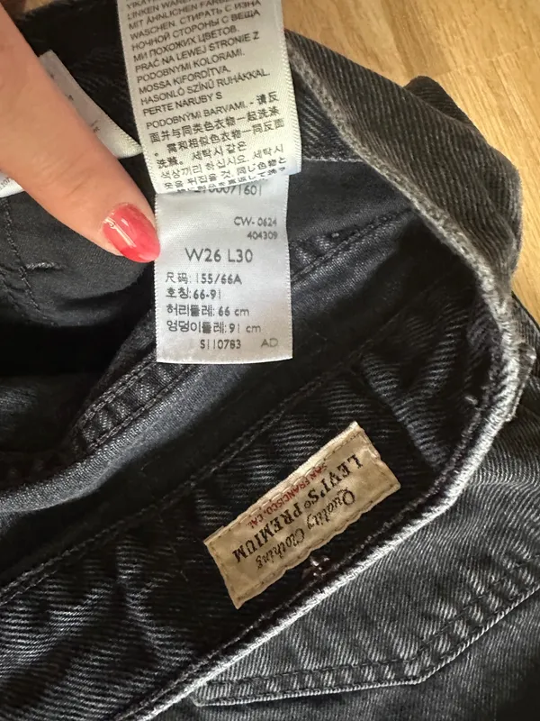 Levi’s Baggy Dad Jeans - Image 3