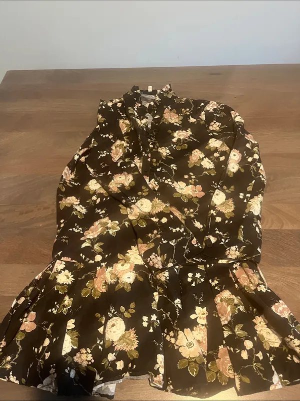 Tuckernuck Black Floral Long-Sleeve Dress Sz S - Image 3