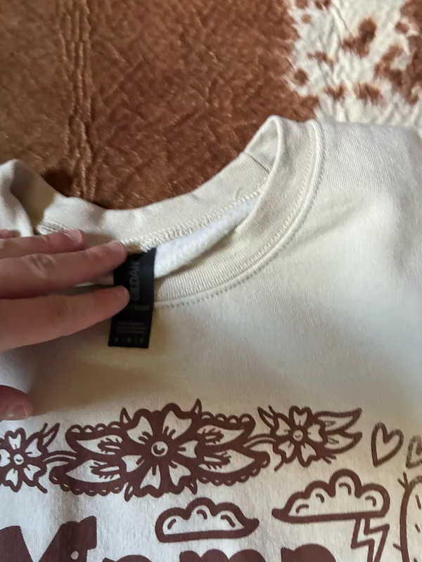 Mama Tryin sweatshirt Gildan sweatshirt size medium - Image 3