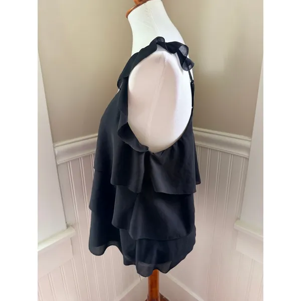 Cupcakes and Cashmere Black Tiered Ruffle Cami Flutter Strap Top Size‎ Medium - Image 10