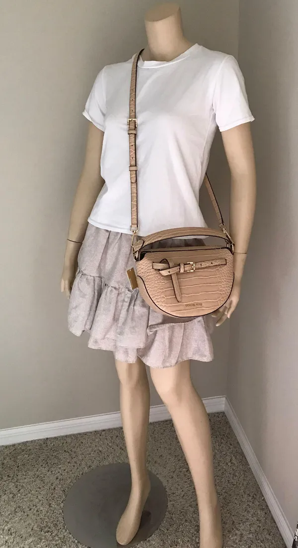 Michael Kors Purse - Image 8