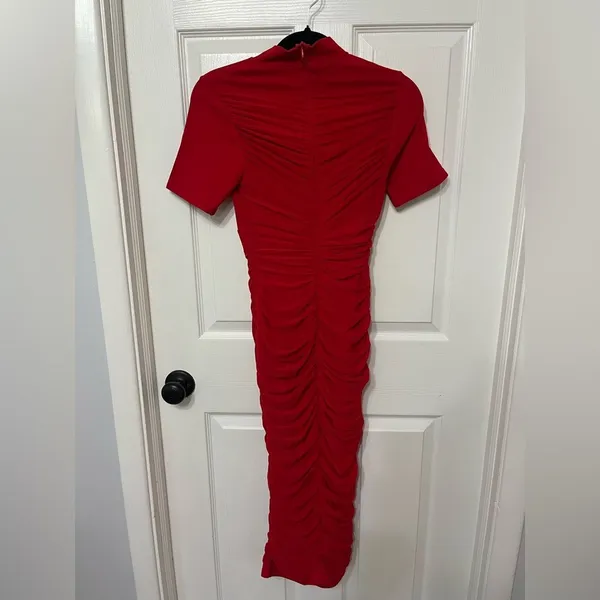 Mock neck ruched back zip maxi dress‎ short sleeve red size small - Image 4
