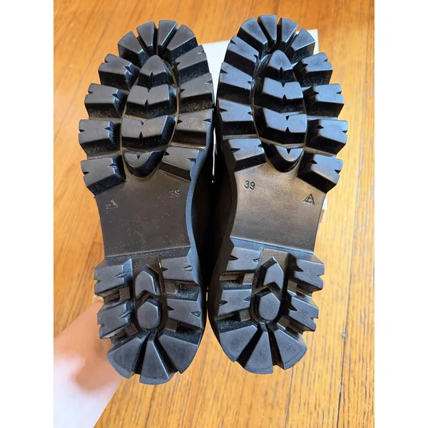 Cordani Shoes Womens Size 9 Black Audrey2 Made In Italy Lug Sole Loafers - Image 11