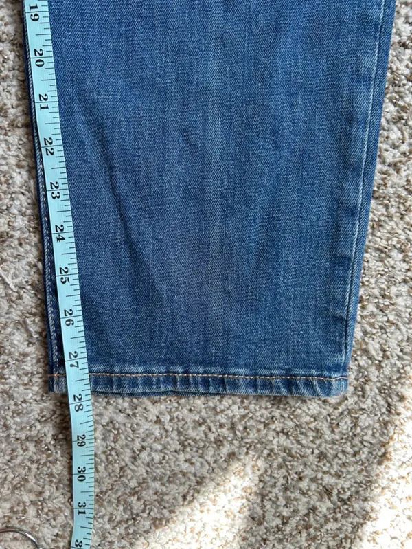 NWT Old Navy Mid-Rise O.G. Straight Jeans Casual Denim Classic Fall - Image 6