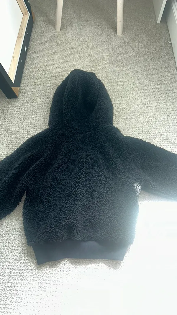 Lululemon Cropped Hoodie - Image 4