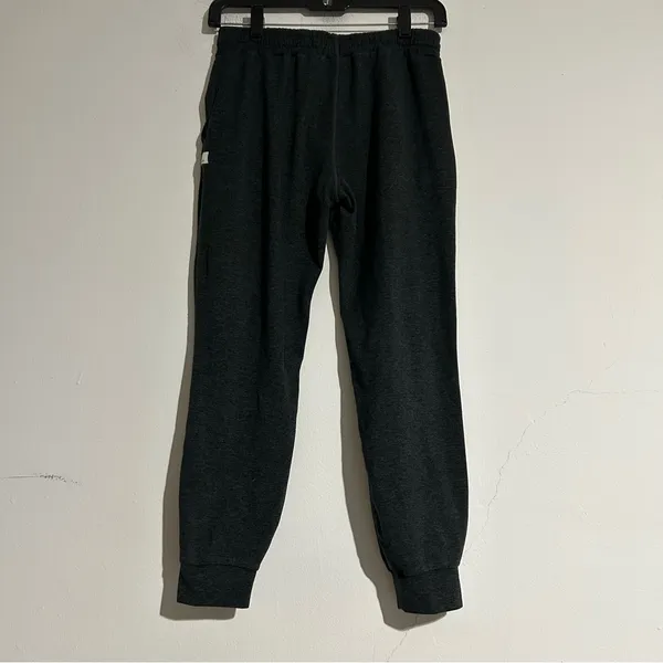 Vuori Performance DreamKnit Joggers Black Heathered Loungewear Cozy Casual - Image 3