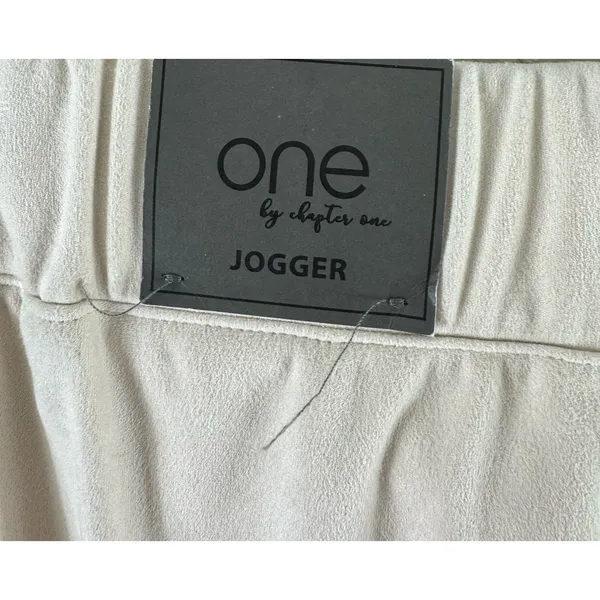 One by Chapter One NWT Cream Suede Jogger Pants Large‎ - Image 6