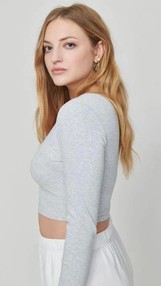 Garage Notch Kylie Tee - Image 3