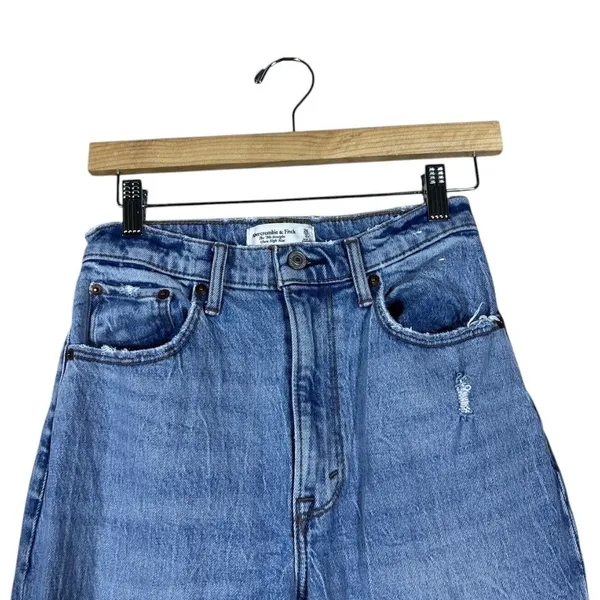 Abercrombie & Fitch 90s Straight Ultra High Rise Distressed Jeans Blue Size26/2R - Image 3
