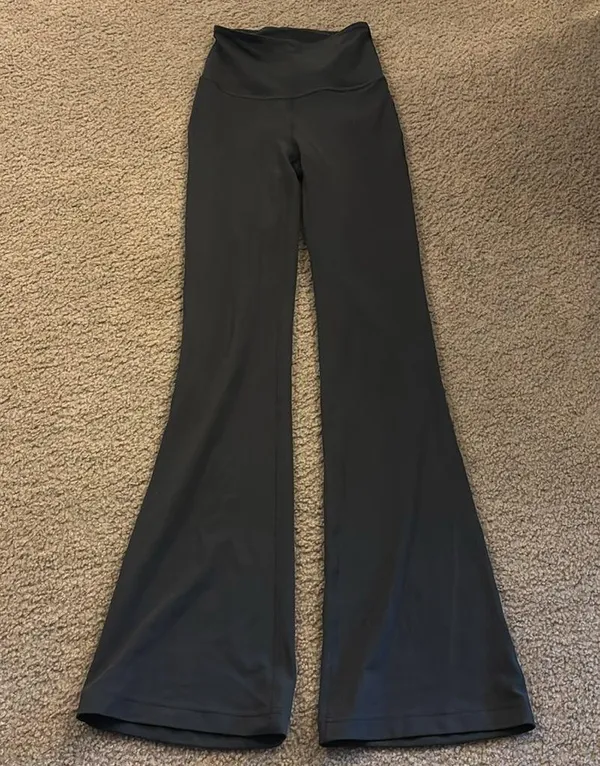 Lululemon Groove Super-High-Rise Flared Pant Nulu - Image 6