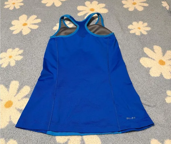 Nike Women's Blue Dri Fit Tank Top - Image 2