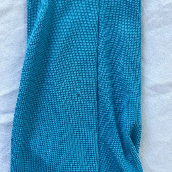 Patagonia light weight long sleeve - Image 4