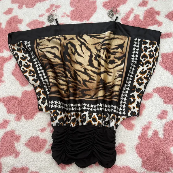 Y2K Vintage Style Tiger Leopard Print Off Shoulder Ring Detail Top ✨ Coquette Baddie Small - Image 3