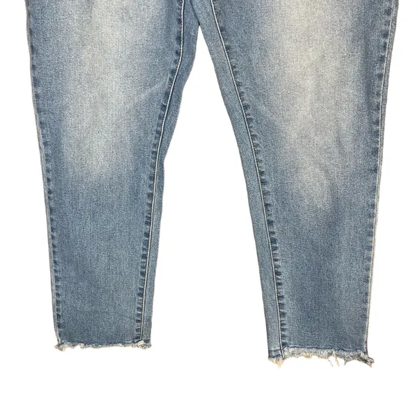 KanCan Light Wash Frayed Hem High Waisted Denim Jeans‎ 11/29 - Image 3