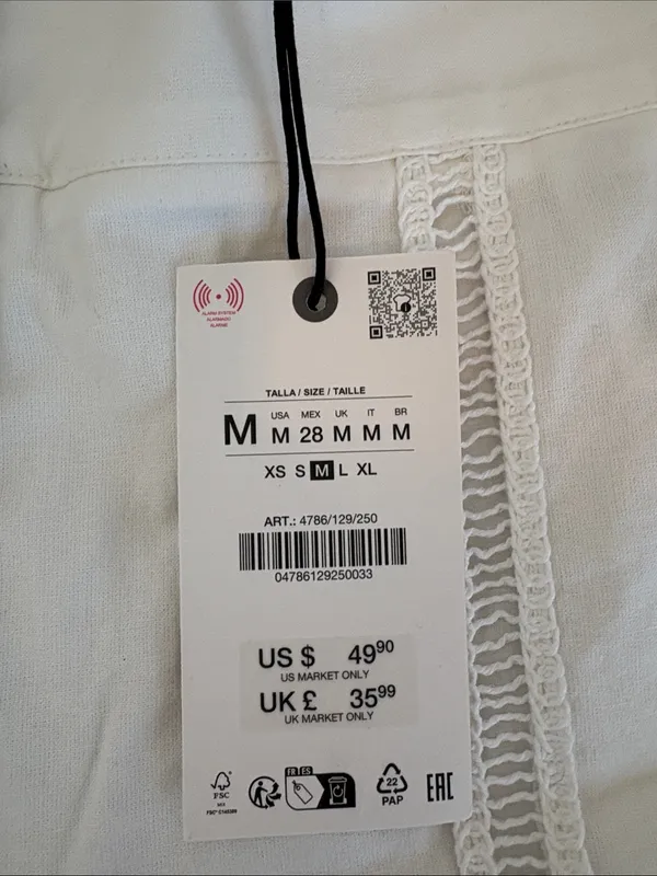 Zara white crochet trim shorts new with tags - Image 3