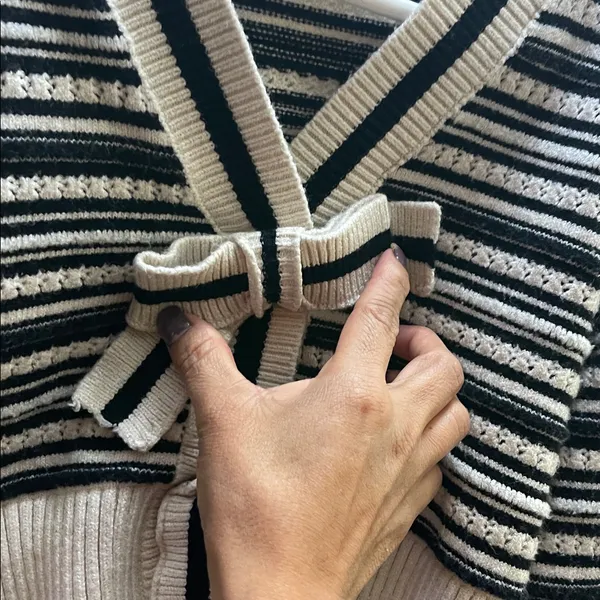 SO Me Ribbon Button Crop Cardigan Black - Image 12