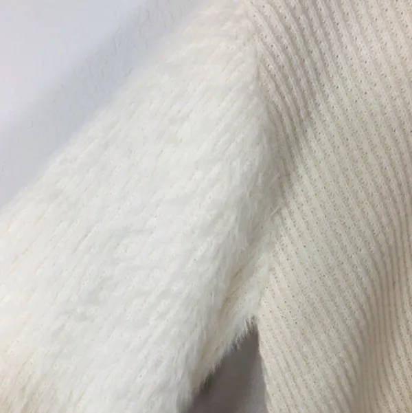Anthropologie Knitted & Knotted ivory soft eyelash sleeves sweater - Image 6