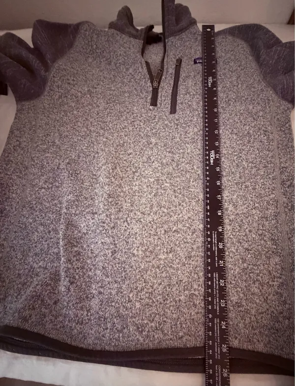 Men’s Patagonia Pullover - Image 9